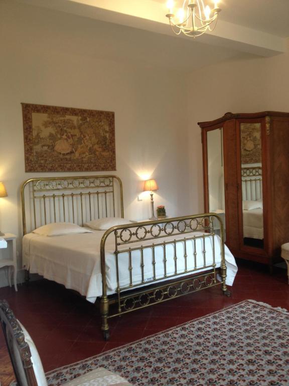 Le Moulin Du Carla Bed & Breakfast Lavaur  Rom bilde